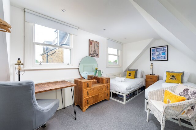 ファミリー テイルズ by アンダーザドアマット