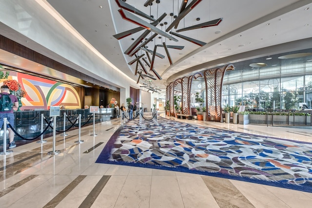 ゴージャス スイーツ ヴィダラ