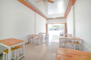 ホテル O アナラ レジデンス & ゲストハウス