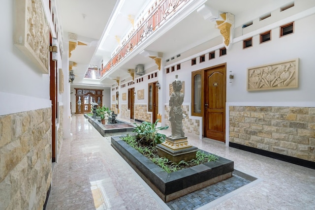 コレクション O 3468 ンダレム グスティ アユ