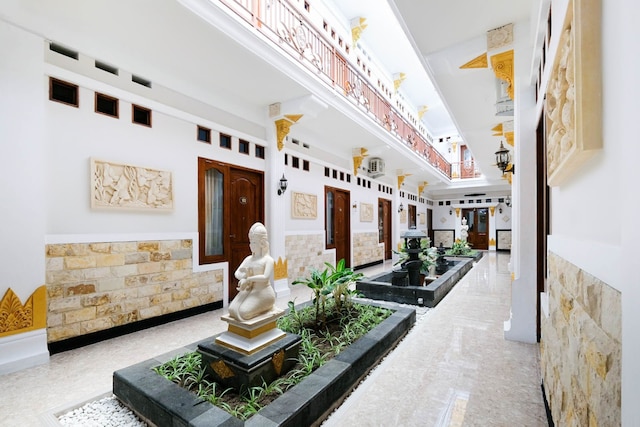 コレクション O 3468 ンダレム グスティ アユ