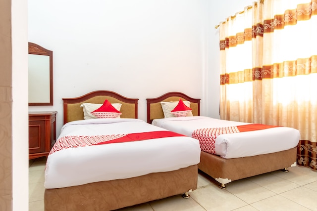 OYO  2777 スリープオーバー セイ セラユ