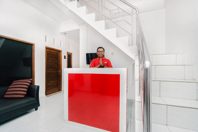 OYO  3006 ファリシャ ホームステイ シャリア