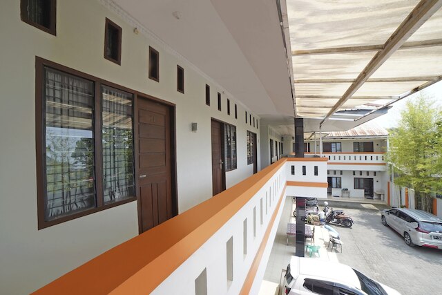 OYO  90751 グラハ セイ バトゥジンジン