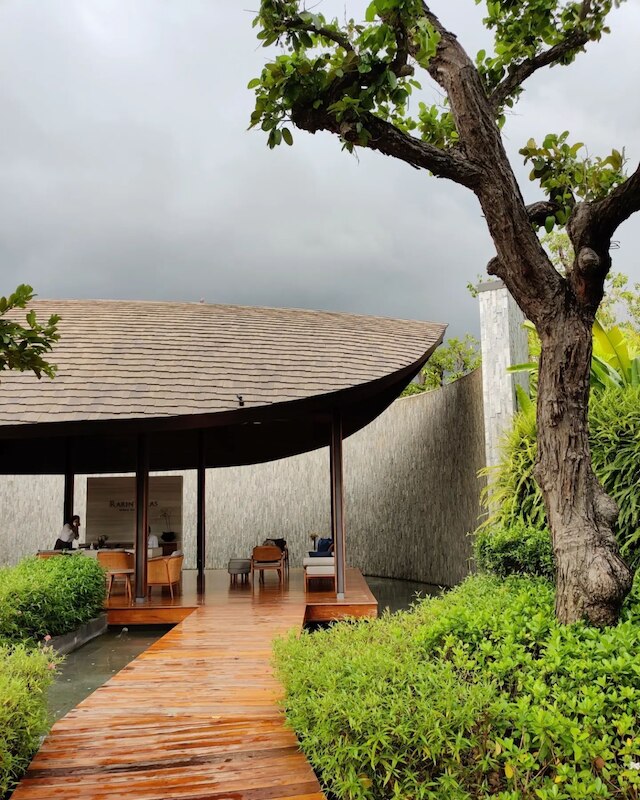 ラリン・ヴィラズ