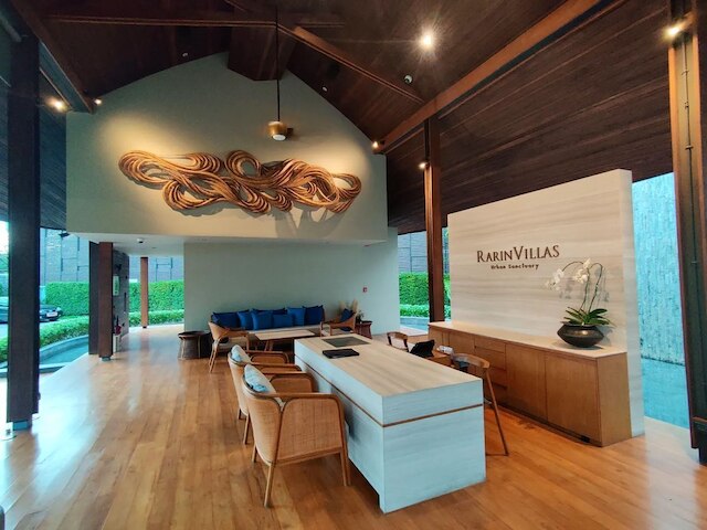 ラリン・ヴィラズ