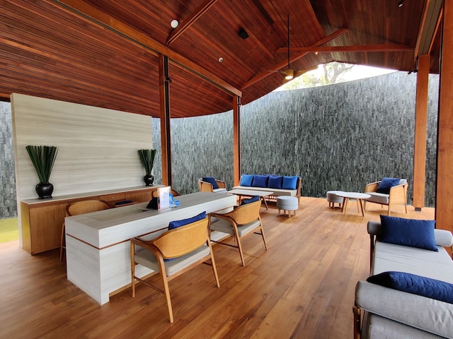 ラリン・ヴィラズ