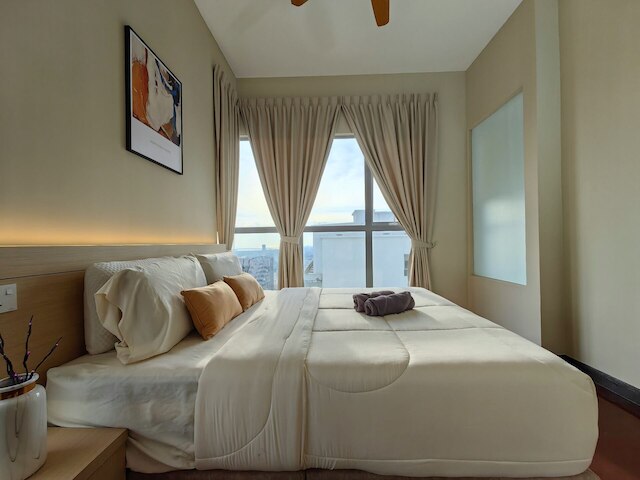 アティックホームメラカシルバースケープレジデンス