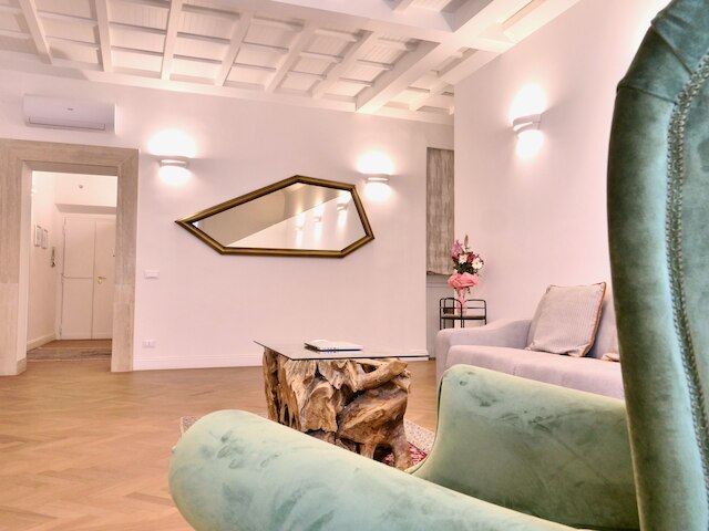 ヘルミラージュスイートヴィアデルコルソ