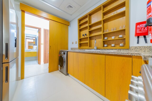 エデンズ・ドバイ - ベルビュー