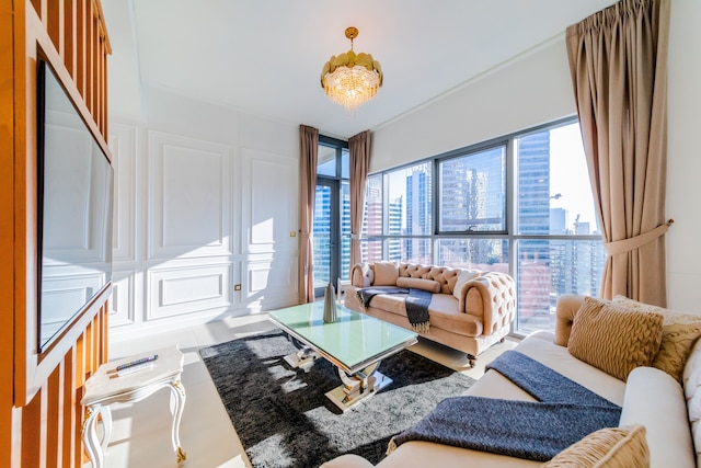 エデンズ・ドバイ - ベルビュー