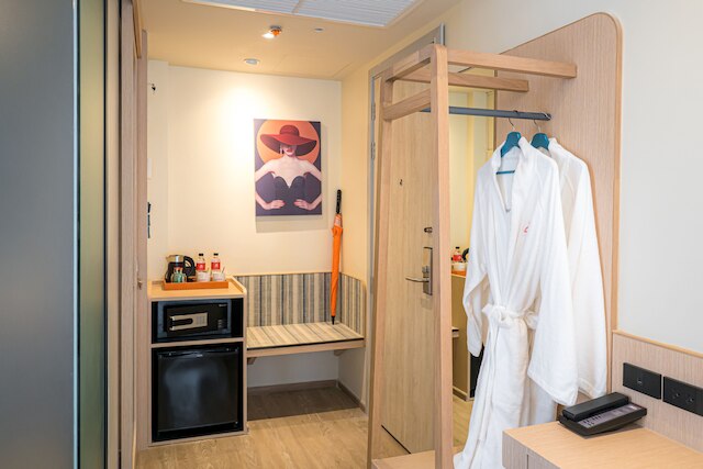 ルーメンバンコクウドムスックステーション