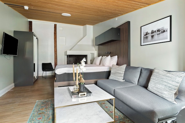 アット・オールド・タウン・アパートメント