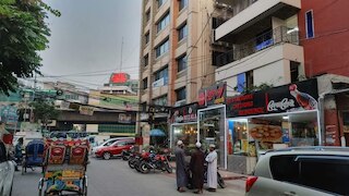 レザラ・レストラン・ケータリング&レジデンス