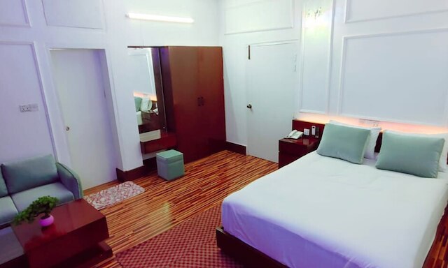 レザラ・レストラン・ケータリング＆レジデンス