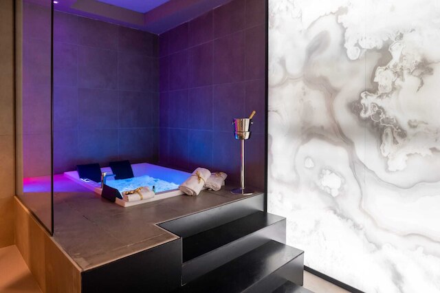 ゴールド スイート&スパ