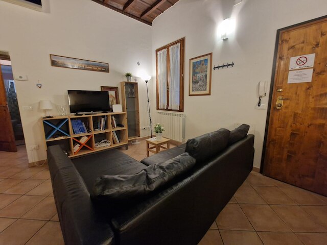 メッツォ  8 イン フィレンツェ ウィズ  2 ベッドルームズ アンド  1 バスルームズ