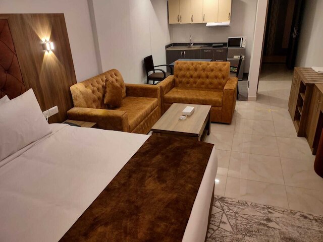 ニュードリームプラザホテルアパートメントLLC