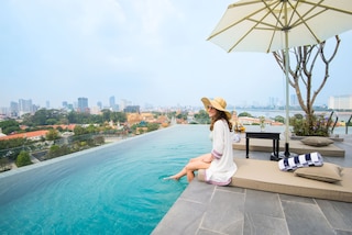 GLOW PARK HOTEL グランドロイヤルパレス