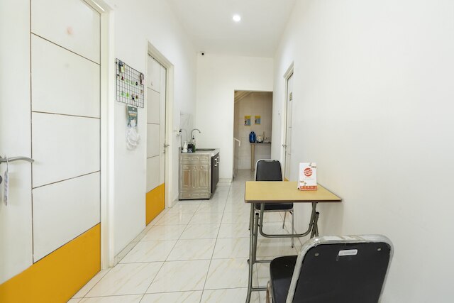 OYO ライフ 3782 グヌン アンヤル