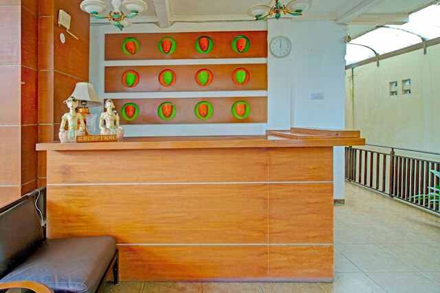 スーパー OYO キャピタル O 91810 ホテル バレバット 2