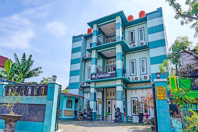 ホテル O ホームステイ エリス カテリヤ シャリア