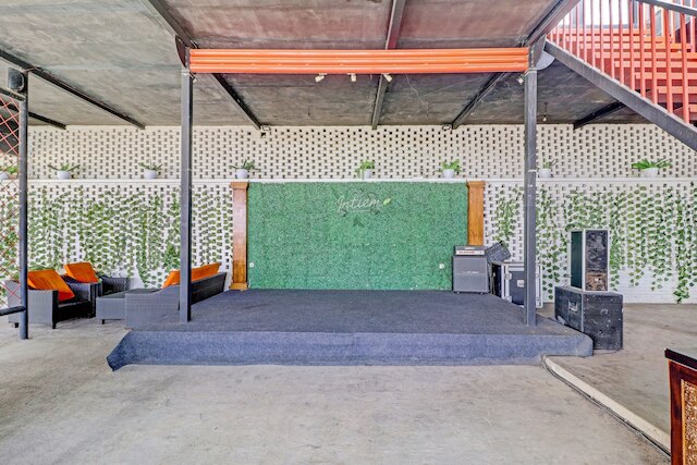 コレクション O 90617 ルマ オマ オパ シャリア