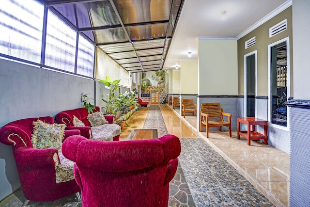 ホテル O ランチャー ホームステイ シャリア