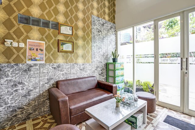 ホテル O ランチャー ホームステイ シャリア