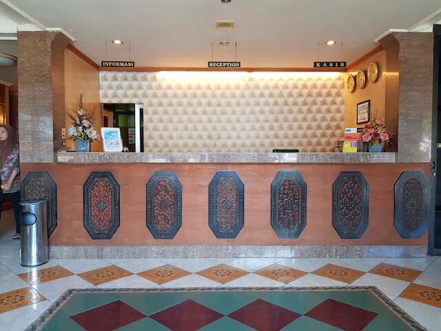 ホテル O イスタナ