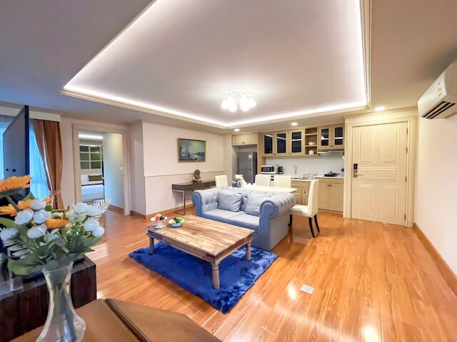 サヤマハナエグゼクティブアパートタオンロー