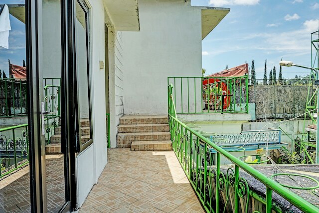 OYO Life 92376 Agape Villa