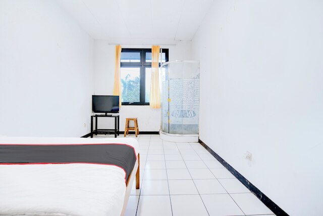 コレクション O プンチャク ニア コタ ブンガ フォーマリー ヴィラ グヌン アガペ