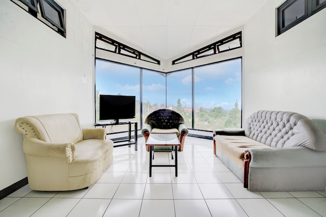 コレクション O プンチャク ニア コタ ブンガ フォーマリー ヴィラ グヌン アガペ