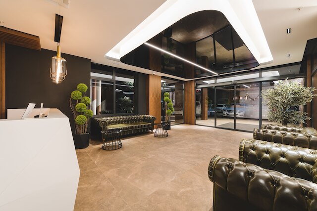 ブリストルホテル