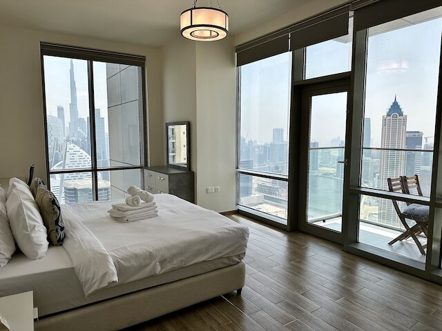 ラックス BnB アムナ タワー ブルジ ビューズ