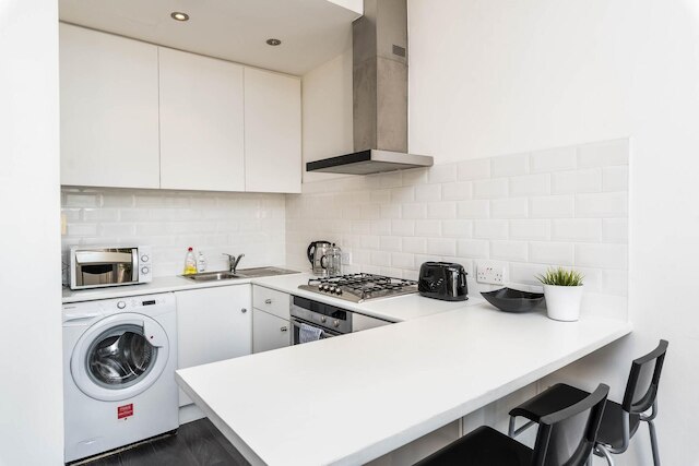 ファンタスティック ベ ベッド フラット イン ザ センター