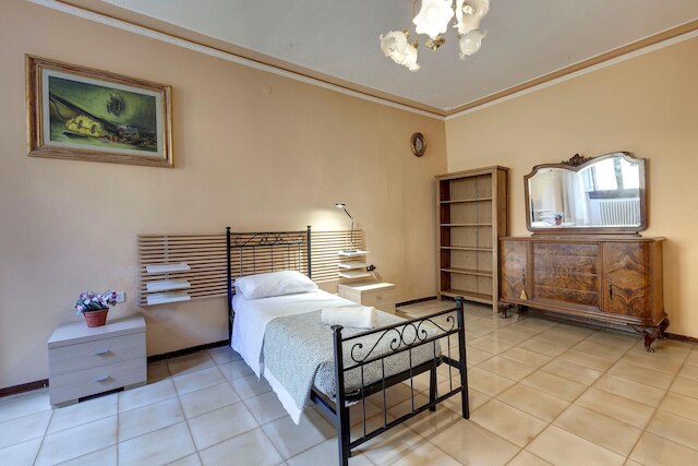 マグノリ  2 S イン フィレンツェ