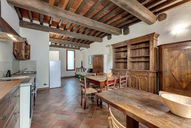 アンギラーラ  7 イン フィレンツェ