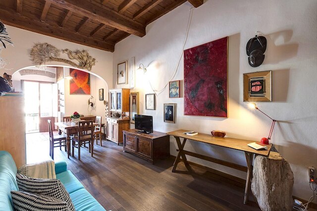 メッツォ 24 イン フィレンツェ ウィズ  2 ベッドルームズ アンド  1 バスルームズ