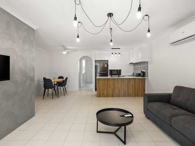 ユニット24-24 ハミルトンアヴェニュー・サーファーズパラダイス