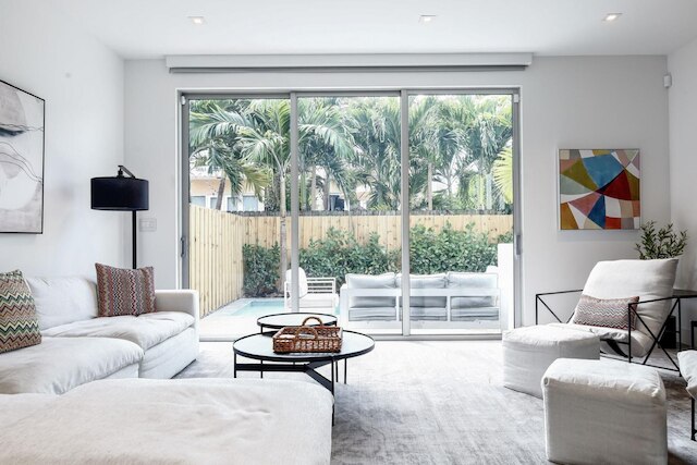 ザ モデーニスタ 2 - ラージ タウンホーム ウィズ プール