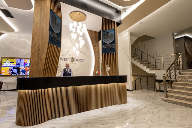 ウェスト・ドア・ホテル