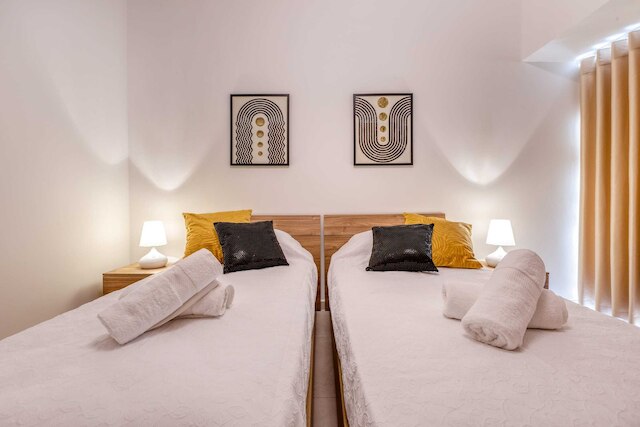 プール アパートメント