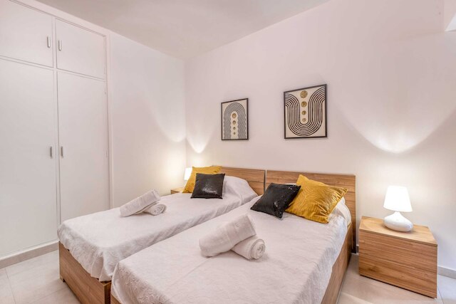 プール アパートメント