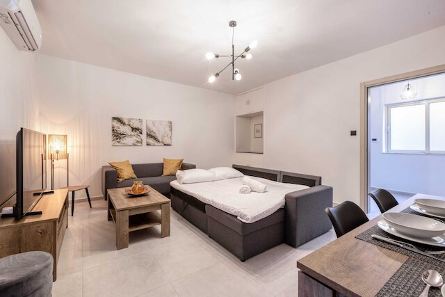 プール アパートメント