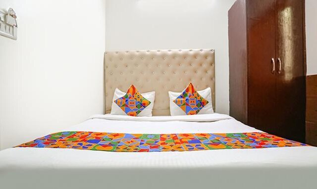 ファブホテル ザ ラゼーズ