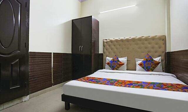 ファブホテル ザ ラゼーズ