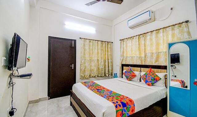 ファブエクスプレス ムーン レジデンシー