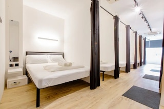 ラッドゾーン ホステル